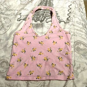 pink hollister crop top